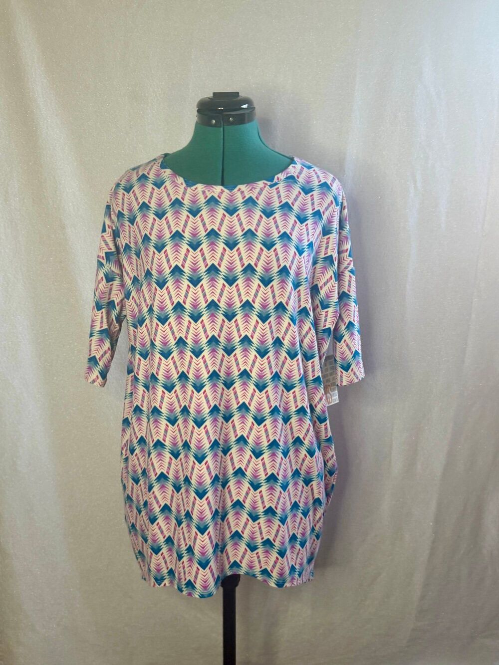 NWT Lularoe Irma XS tunic. Brand new with tags.